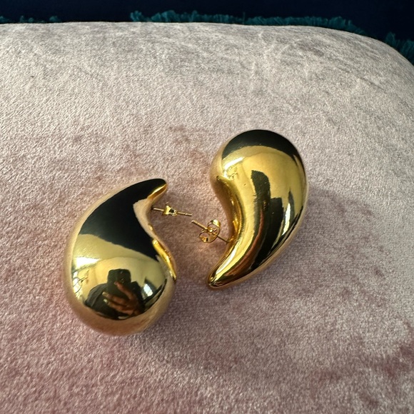 Gold Oversized Chunky Tear Drop Earrings - Picture 6 of 6